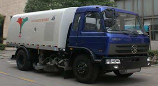 長(zhǎng)安重型掃路車(chē) 