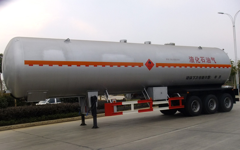 液化氣體運(yùn)輸半掛車(chē) 